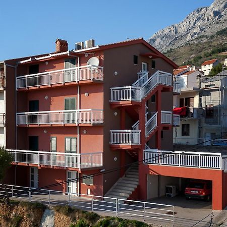 Apartments Toni Omis Luaran gambar